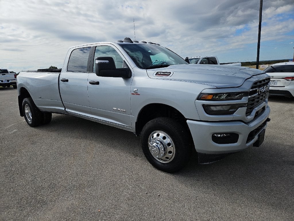 2026 RAM 3500 RAM 3500 LONE STAR CREW CAB 4X4 8' BOX
