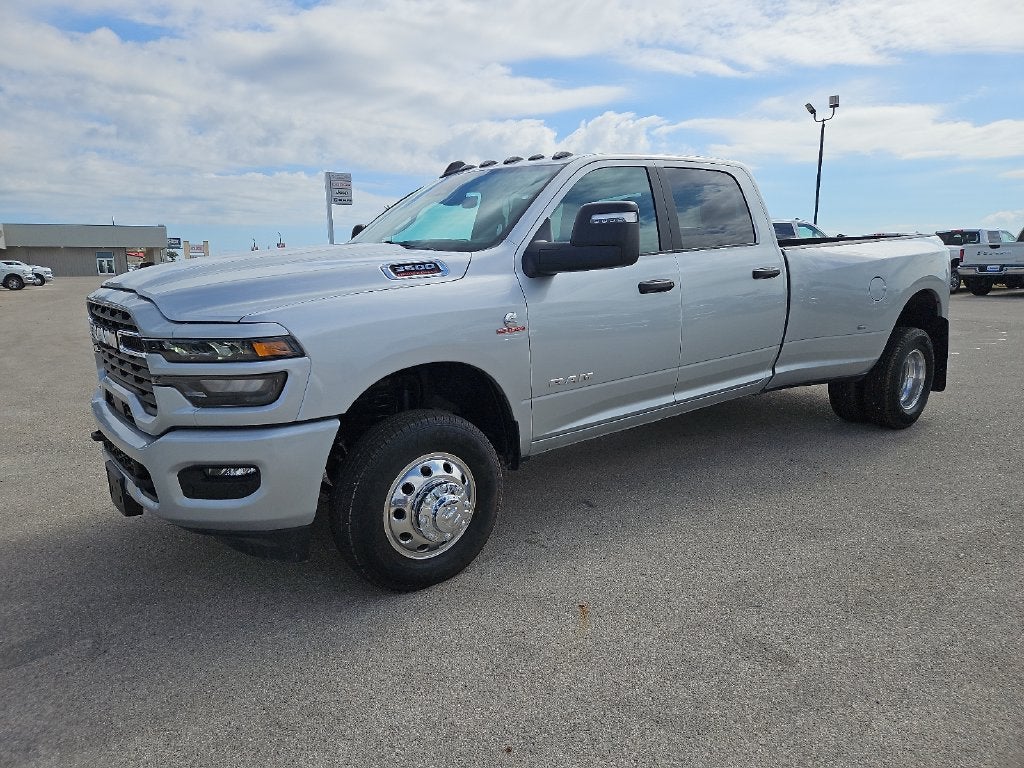2026 RAM 3500 RAM 3500 LONE STAR CREW CAB 4X4 8' BOX