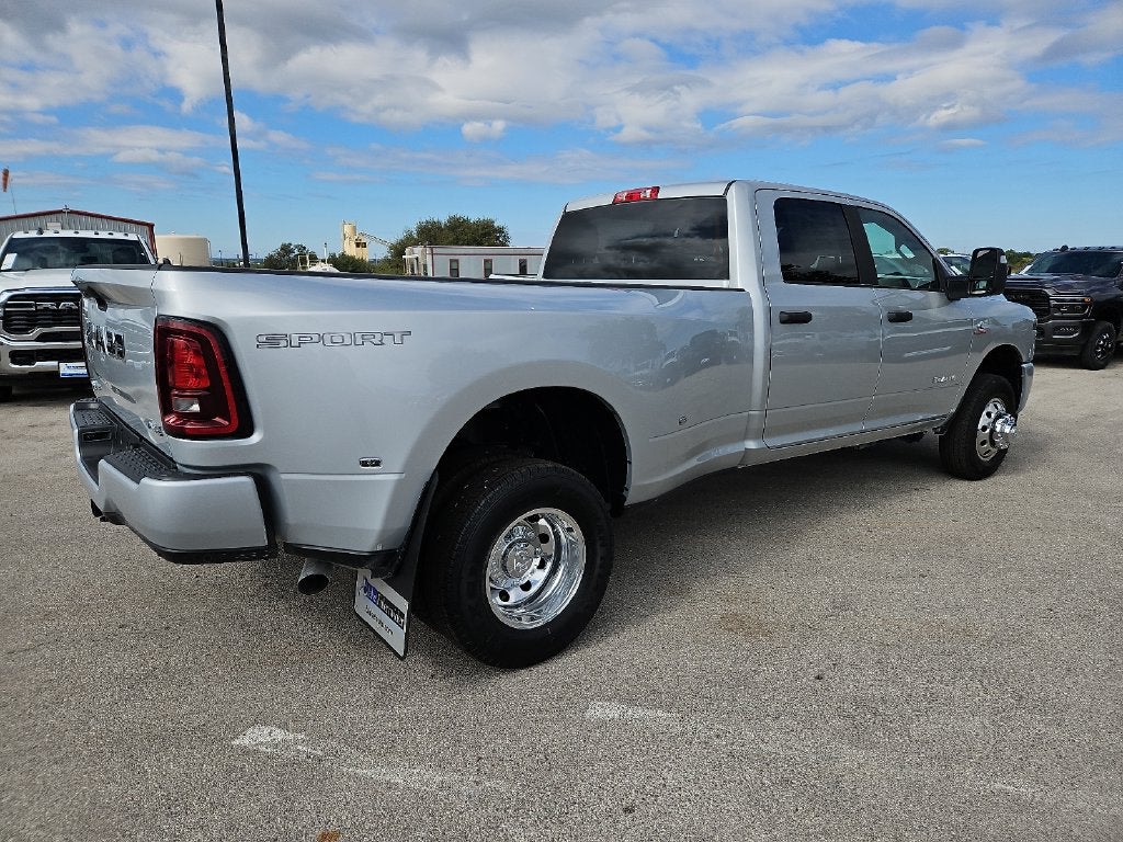 2026 RAM 3500 RAM 3500 LONE STAR CREW CAB 4X4 8' BOX