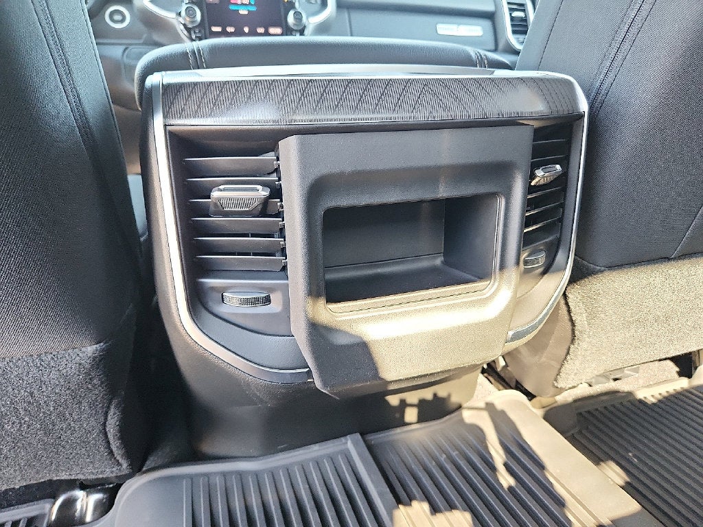 2027 RAM 3500 RAM 3500 LONE STAR CREW CAB 4X4 8' BOX