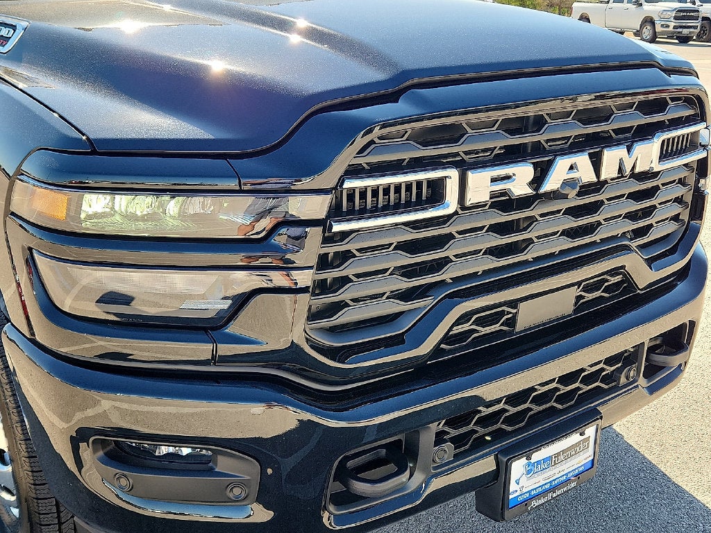 2027 RAM 3500 RAM 3500 LONE STAR CREW CAB 4X4 8' BOX
