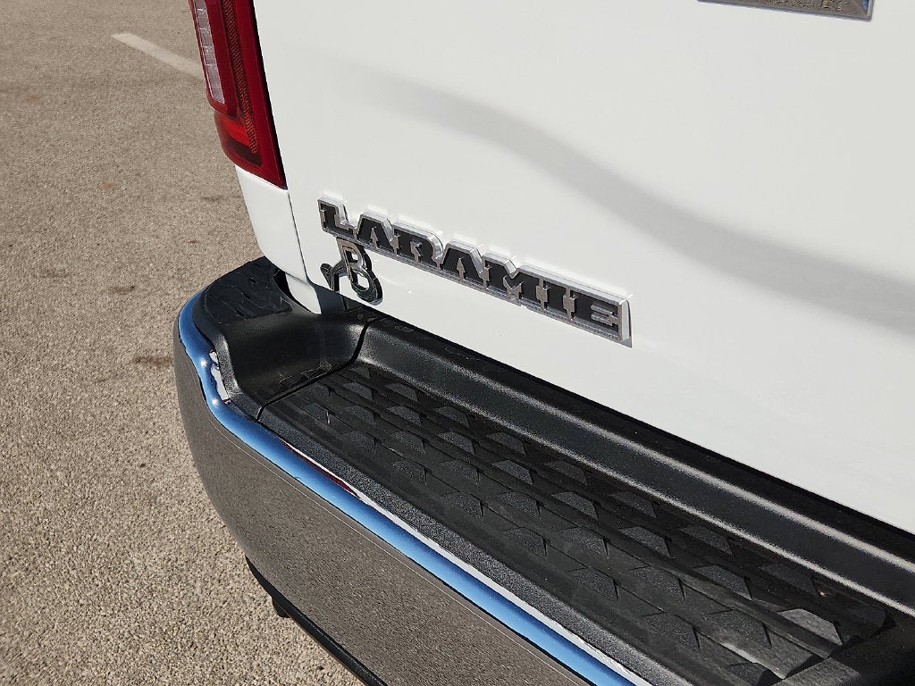 2027 RAM 3500 RAM 3500 LARAMIE CREW CAB 4X4 8' BOX