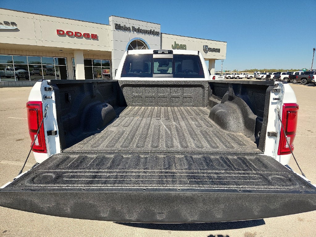 2027 RAM 3500 RAM 3500 LARAMIE CREW CAB 4X4 8' BOX