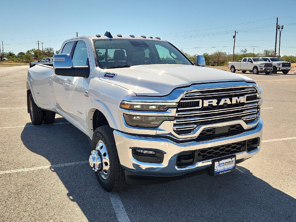 2027 RAM 3500 RAM 3500 LARAMIE CREW CAB 4X4 8' BOX