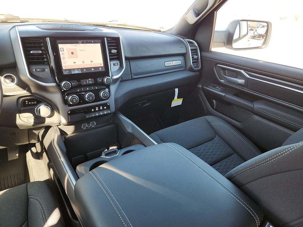 2025 RAM 1500 RAM 1500 LONE STAR CREW CAB 4X2 5'7' BOX