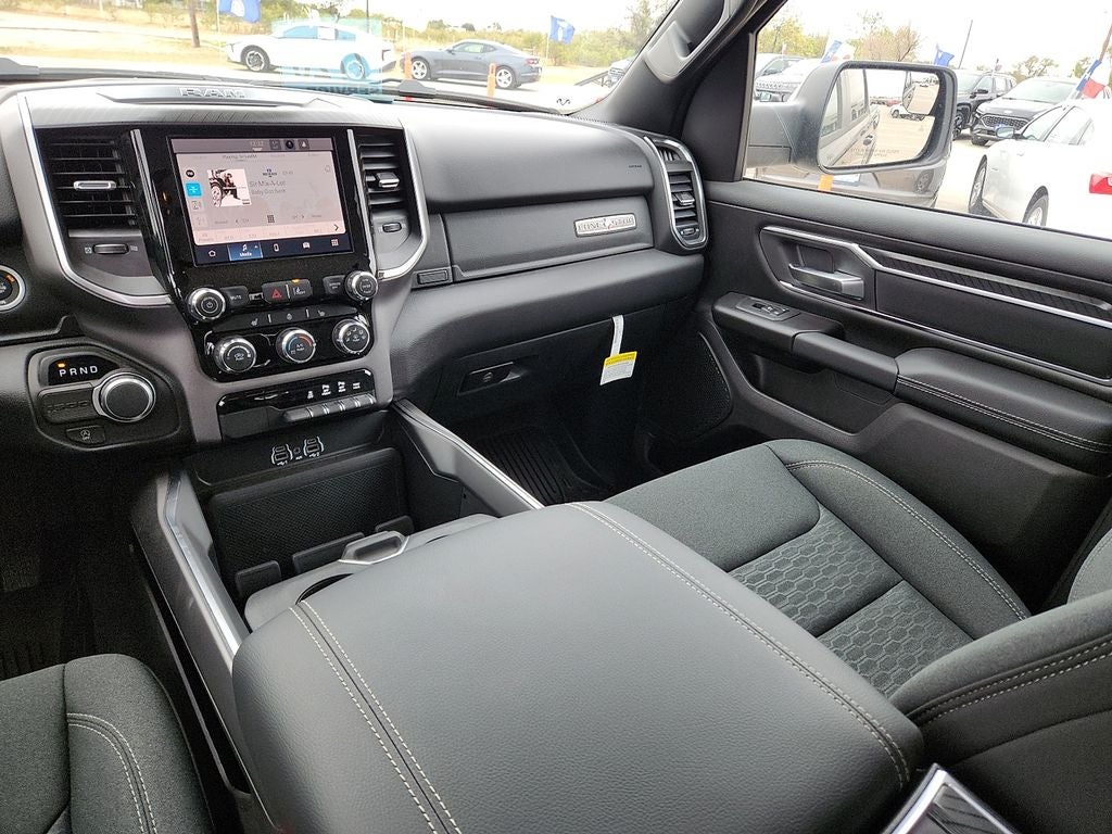 2025 RAM 1500 RAM 1500 LONE STAR CREW CAB 4X2 5'7' BOX