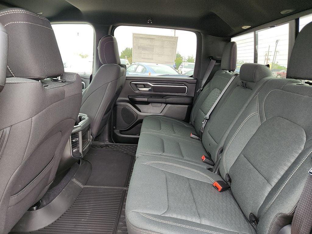 2025 RAM 1500 RAM 1500 LONE STAR CREW CAB 4X2 5'7' BOX
