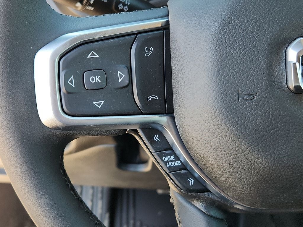 2025 RAM 1500 RAM 1500 LONE STAR CREW CAB 4X2 5'7' BOX