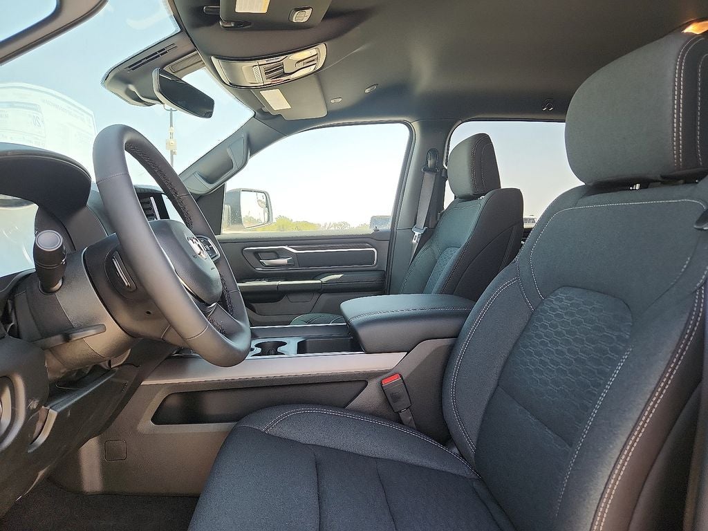 2026 RAM 1500 Lone Star Crew Cab 4x4 5'7' Box