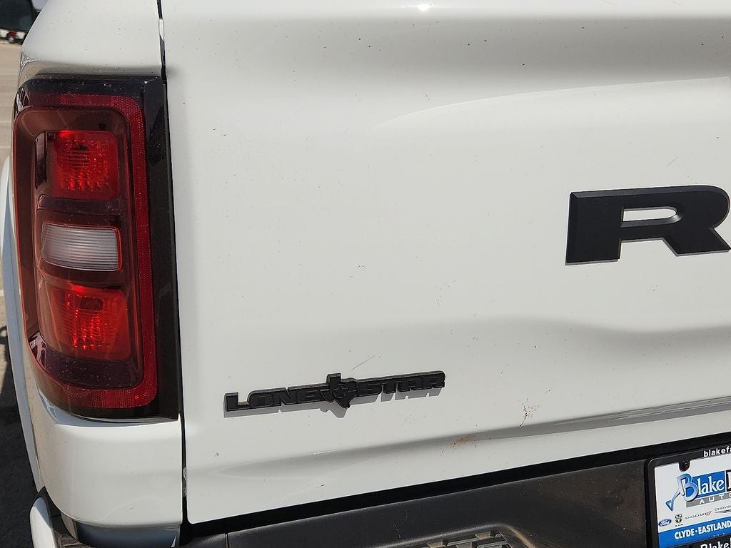 2026 RAM 1500 Lone Star Crew Cab 4x4 5'7' Box