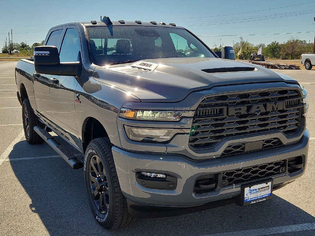 2027 RAM 2500 RAM 2500 BLACK EXPRESS CREW CAB 4X4 6'4' BOX