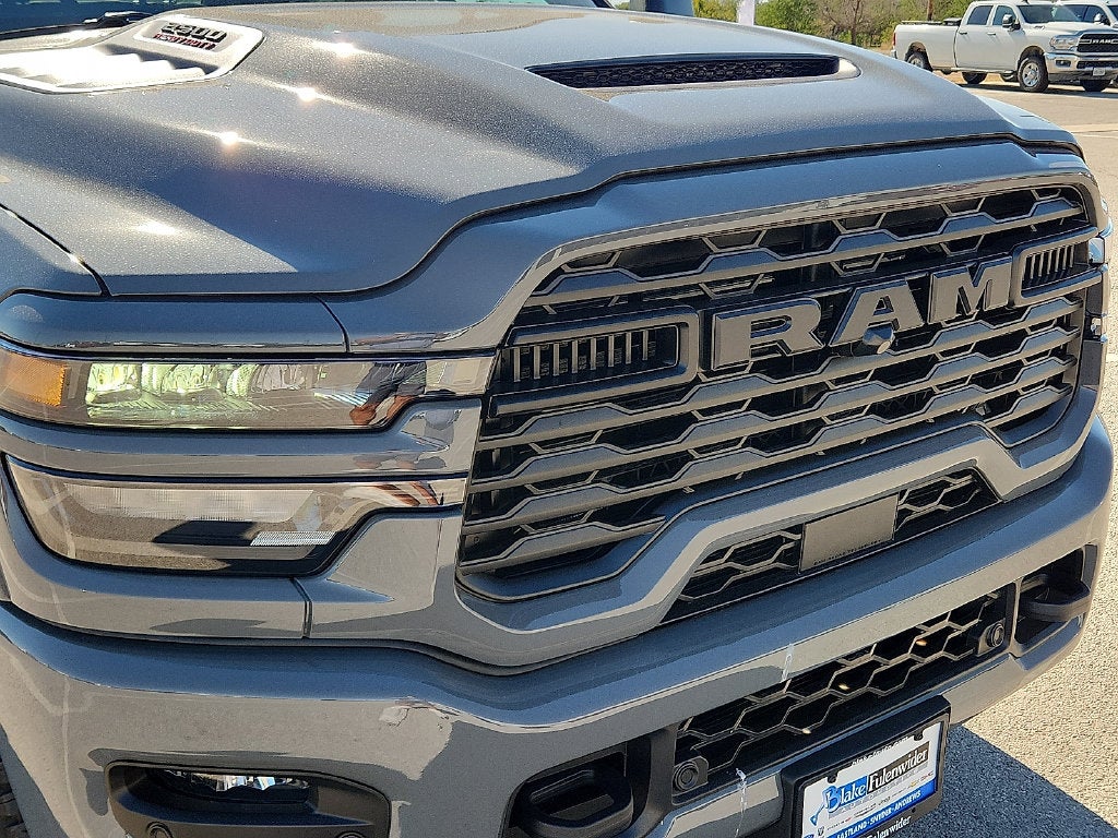 2027 RAM 2500 RAM 2500 BLACK EXPRESS CREW CAB 4X4 6'4' BOX