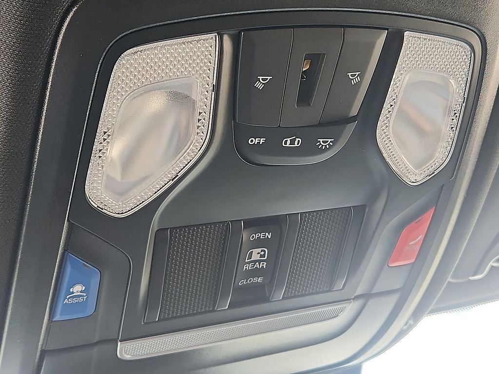 2026 RAM 2500 RAM 2500 TRADESMAN CREW CAB 4X4 8' BOX
