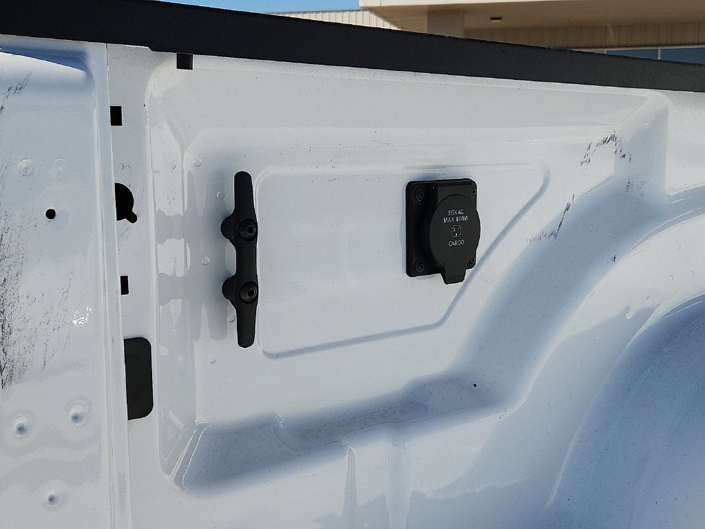 2027 RAM 2500 RAM 2500 TRADESMAN CREW CAB 4X4 8' BOX
