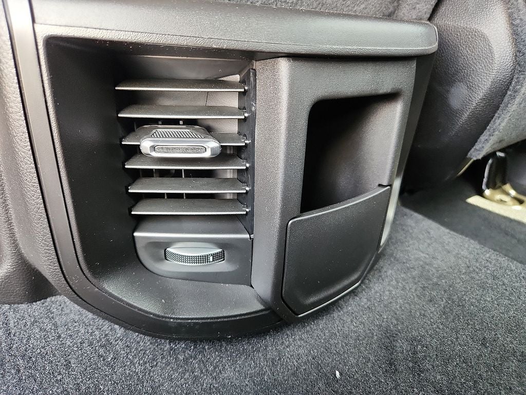 2027 RAM Ram 2500 RAM 2500 TRADESMAN CREW CAB 4X4 8' BOX