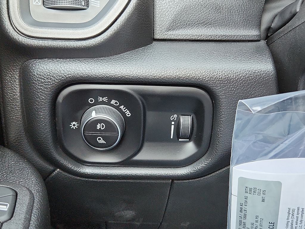2027 RAM 5500 Chassis Cab Tradesman