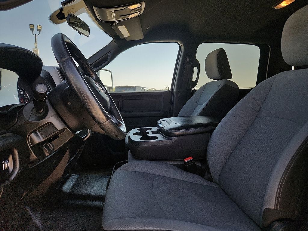 2024 RAM 5500 Chassis Tradesman/SLT/Laramie/Limited