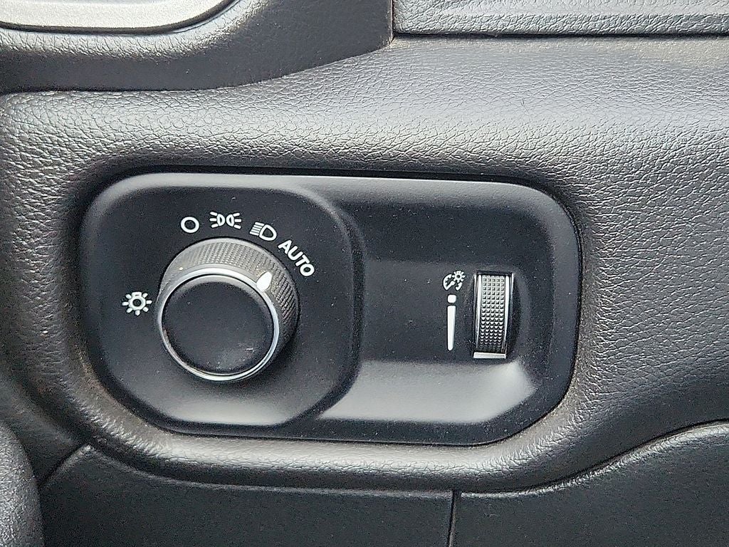 2024 RAM 5500 Chassis Tradesman/SLT/Laramie/Limited