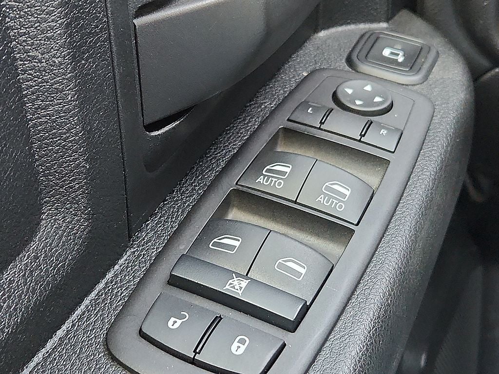 2024 RAM 5500 Chassis Tradesman/SLT/Laramie/Limited