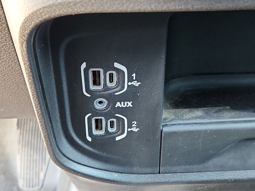 2024 RAM 5500 Chassis Tradesman/SLT/Laramie/Limited