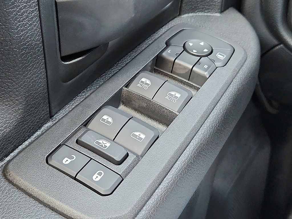 2027 RAM 3500 Chassis Cab Tradesman