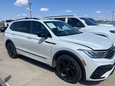 2024 Volkswagen Tiguan 2.0T SE R-Line Black
