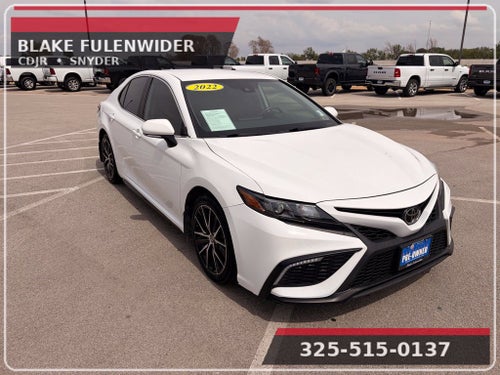2022 Toyota Camry SE