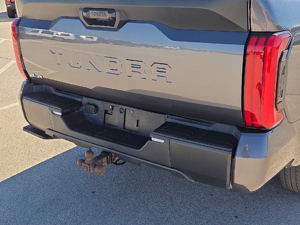 2025 Toyota Tundra 4WD SR5