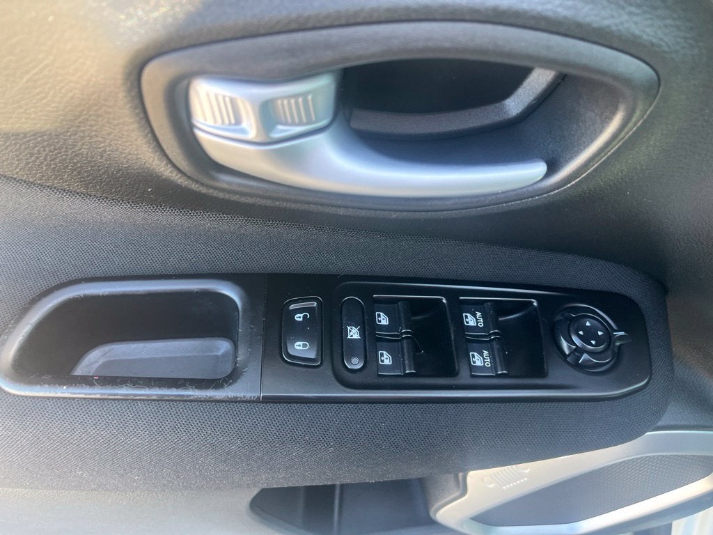 2020 Jeep Renegade Latitude FWD