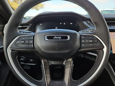 2027 Jeep Grand Cherokee GRAND CHEROKEE LAREDO ALTITUDE 4X4