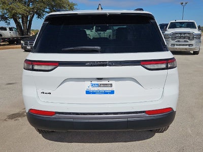 2027 Jeep Grand Cherokee GRAND CHEROKEE LAREDO ALTITUDE 4X4