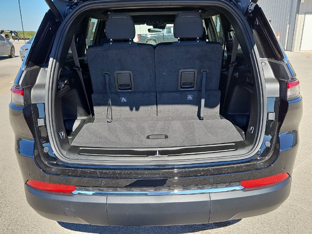 2027 Jeep Grand Cherokee GRAND CHEROKEE L LAREDO X 4X4