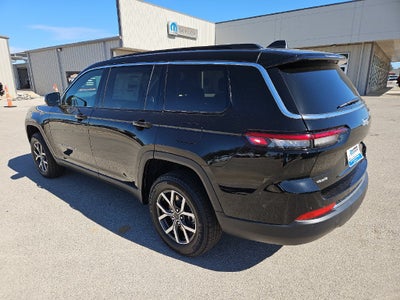 2027 Jeep Grand Cherokee GRAND CHEROKEE L LAREDO X 4X4