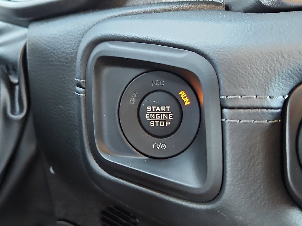 2026 Jeep Wrangler 4-Door Recon 4x4