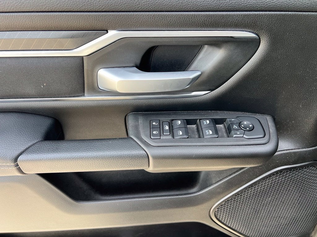 2025 RAM 1500 Lone Star Crew Cab 4x2 5'7' Box