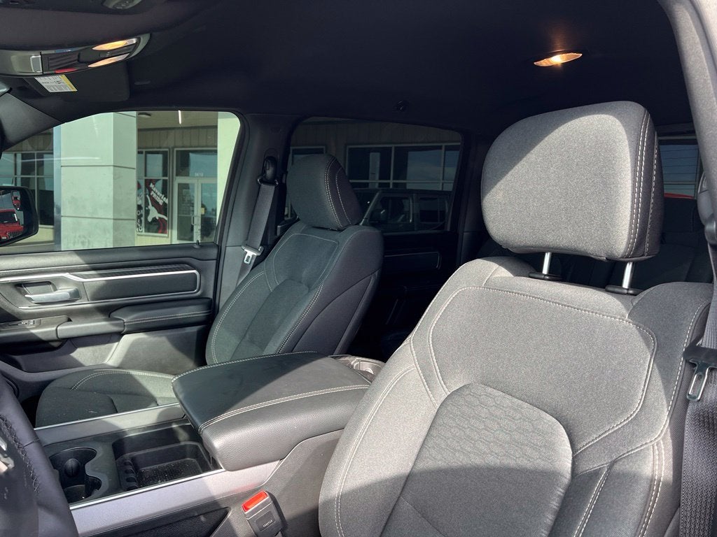 2025 RAM 1500 Lone Star Crew Cab 4x2 5'7' Box