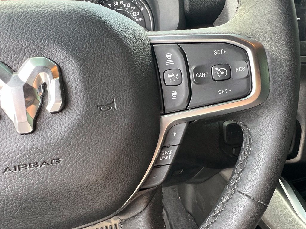 2025 RAM 1500 Lone Star Crew Cab 4x2 5'7' Box
