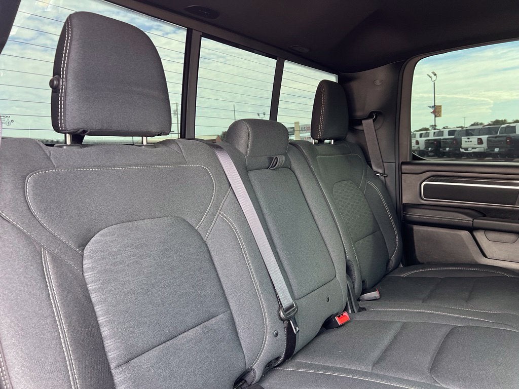 2025 RAM 1500 Lone Star Crew Cab 4x2 5'7' Box