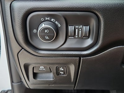 2026 RAM 1500 RAM 1500 LONE STAR CREW CAB 4X2 5'7' BOX