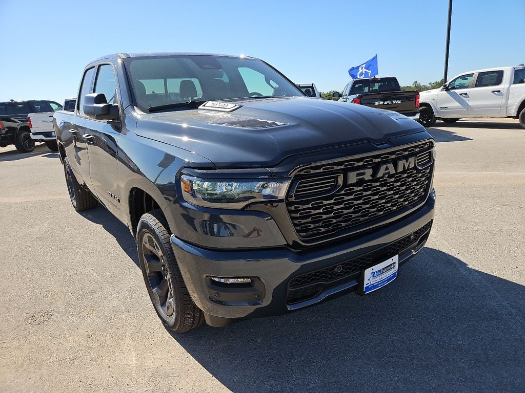 2026 RAM 1500 RAM 1500 EXPRESS QUAD CAB 4X4 6'4' BOX
