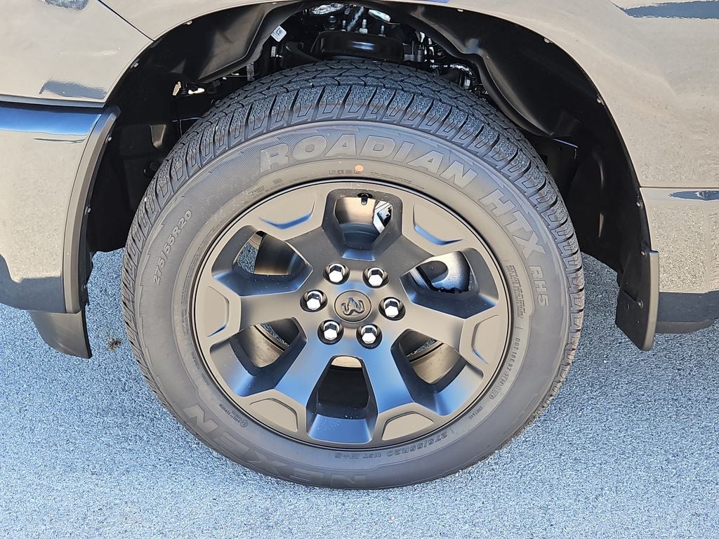 2026 RAM 1500 RAM 1500 EXPRESS QUAD CAB 4X4 6'4' BOX