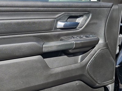 2026 RAM 1500 RAM 1500 EXPRESS QUAD CAB 4X4 6'4' BOX