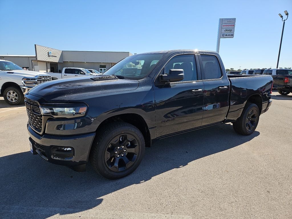 2026 RAM 1500 RAM 1500 EXPRESS QUAD CAB 4X4 6'4' BOX