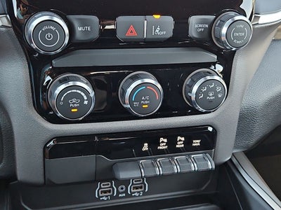 2026 RAM 1500 RAM 1500 EXPRESS QUAD CAB 4X4 6'4' BOX