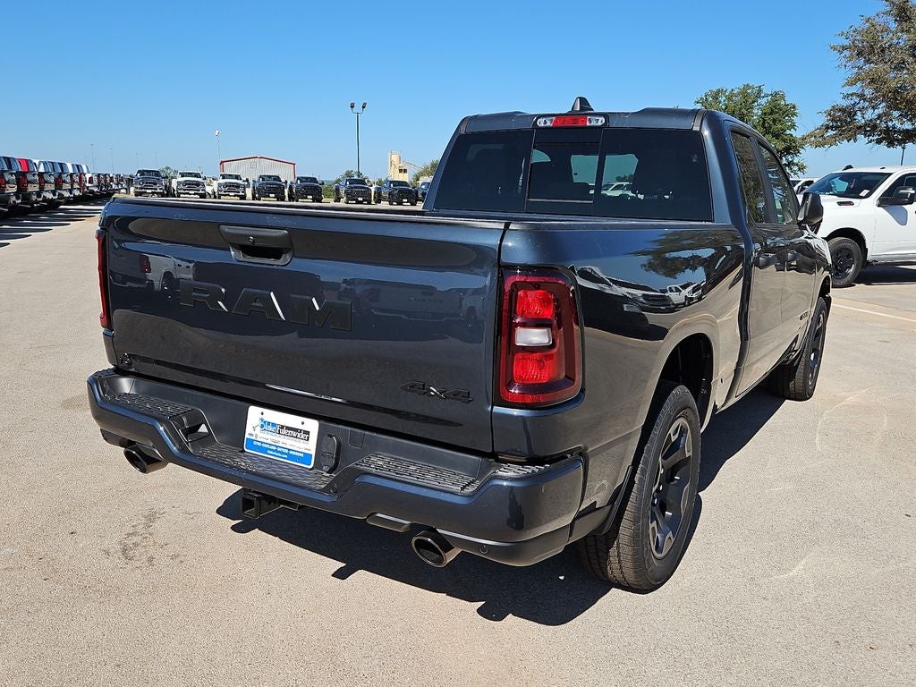 2026 RAM 1500 RAM 1500 EXPRESS QUAD CAB 4X4 6'4' BOX
