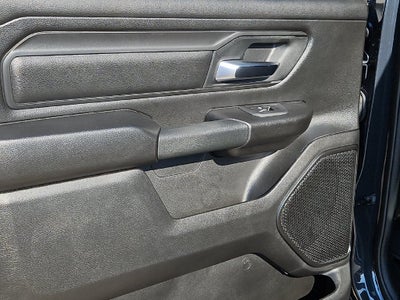 2027 RAM 1500 RAM 1500 EXPRESS CREW CAB 4X4 5'7' BOX
