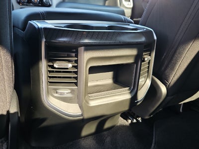 2027 RAM 1500 RAM 1500 EXPRESS CREW CAB 4X4 5'7' BOX