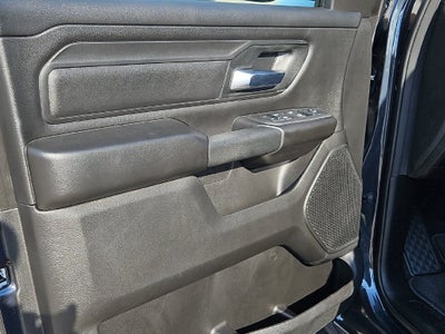 2027 RAM 1500 RAM 1500 EXPRESS CREW CAB 4X4 5'7' BOX