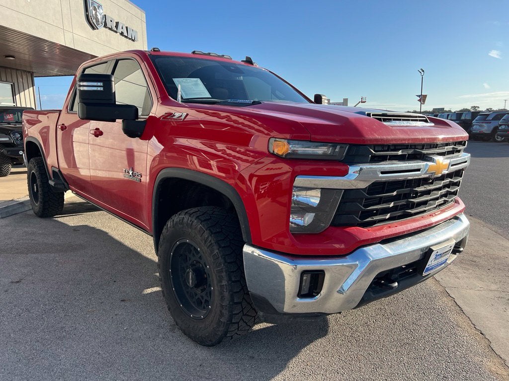 2024 Chevrolet Silverado 2500HD 4WD Crew Cab Standard Bed LT