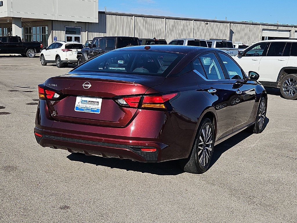 2025 Nissan Altima SV FWD